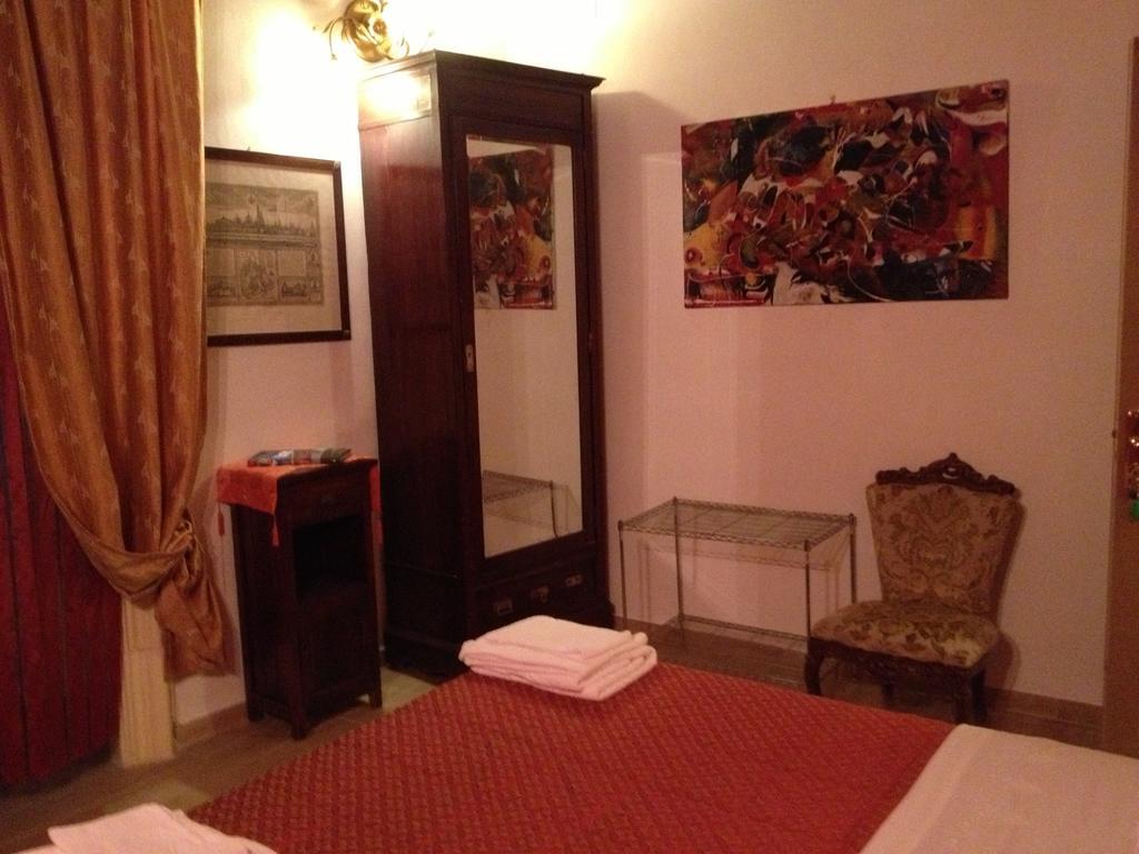 B&B Domus Dei Cocchieri Palerme Extérieur photo